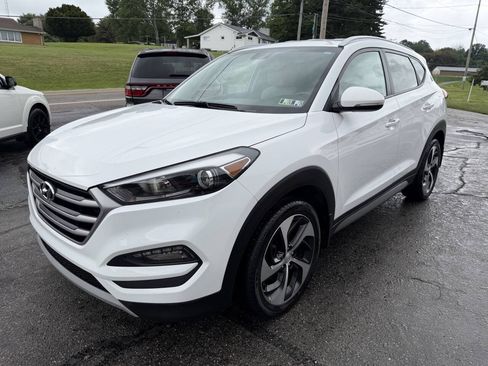 Used 2017 Hyundai Tucson Sport w/ Cargo Package AWD/4WD image 2