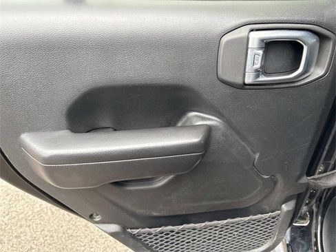 Used 2020 Jeep Wrangler Unlimited Rubicon image 18