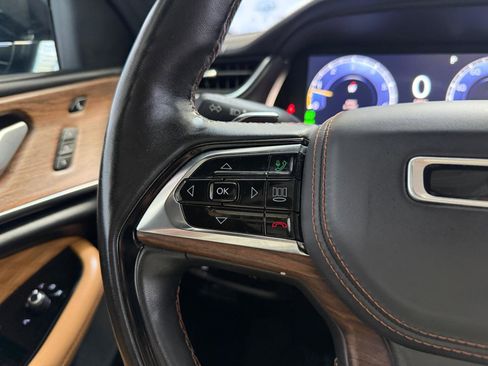 Used 2021 Jeep Grand Cherokee L Summit w/ Luxury Tech Group V image 40