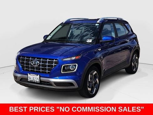 Used 2022 Hyundai Venue Limited FWD image 7