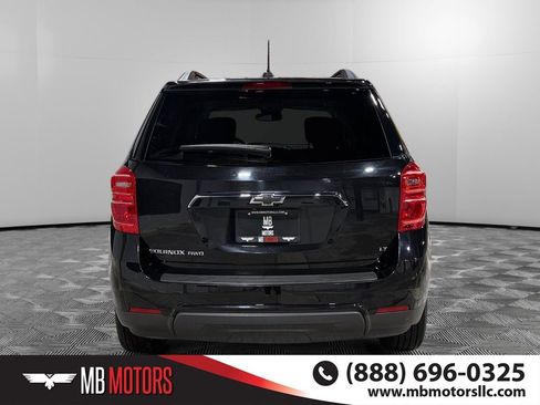Used 2017 Chevrolet Equinox LT w/ Convenience Package image 4