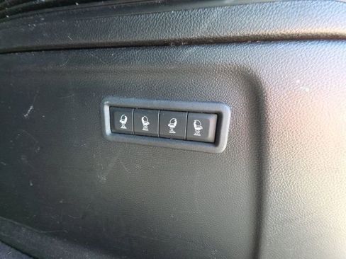 Used 2024 Jeep Wagoneer L Series II image 30