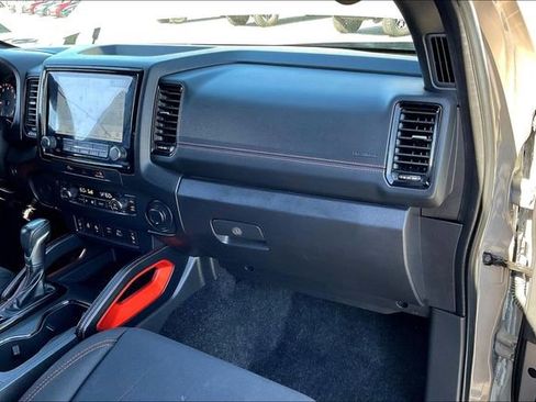 Used 2023 Nissan Frontier Pro-X w/ Pro Convenience Package RWD image 16