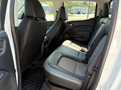 Used 2022 Chevrolet Colorado Z71 image 19