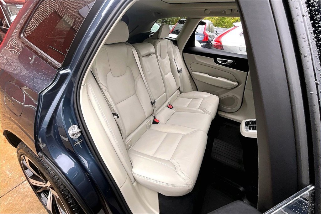 Used 2025 Volvo XC60 B5 Ultra w/ Protection Package Premier AWD/4WD image 37