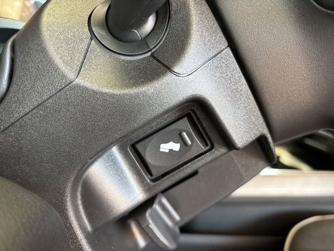 New 2026 RAM 3500 Laramie AWD/4WD image 16