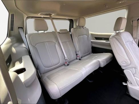 Used 2024 Jeep Wagoneer Series II AWD/4WD image 18