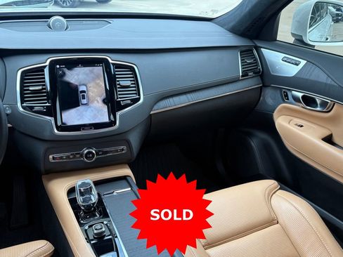 Certified 2024 Volvo XC90 T8 Ultimate w/ Lounge Package AWD/4WD image 15
