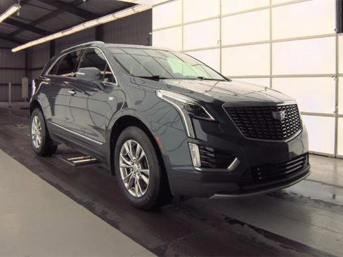 Used 2020 Cadillac XT5 Premium Luxury FWD image 2