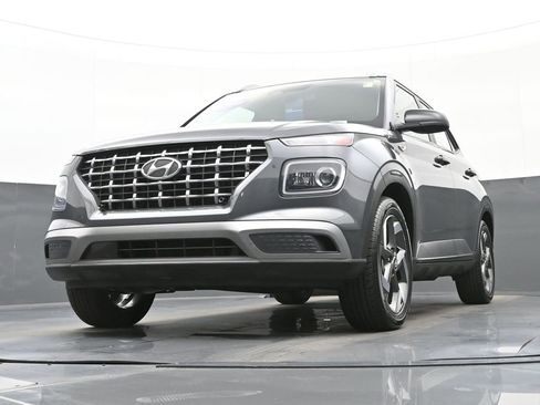 Certified 2023 Hyundai Venue Limited w/ Cargo Package image 46