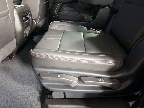 Used 2025 Chevrolet Tahoe RST w/ RST Capability Package image 31