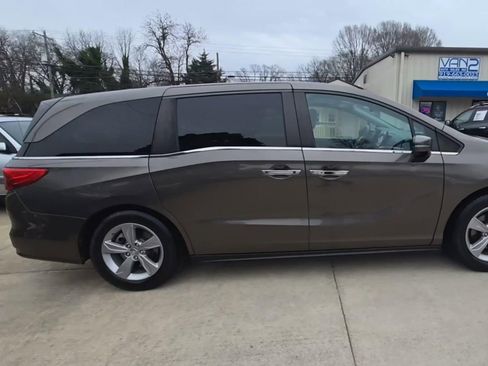 Used 2020 Honda Odyssey EX-L image 3