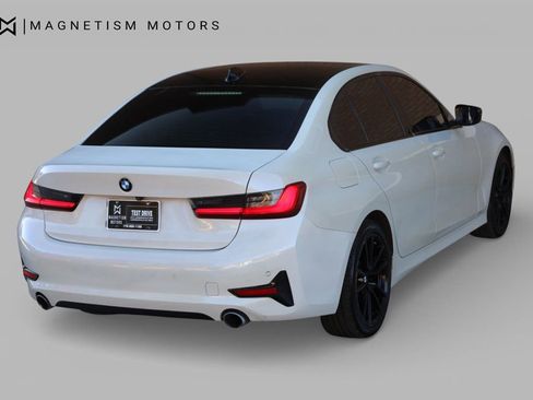 Used 2020 BMW 330i Sedan w/ Convenience Package image 9