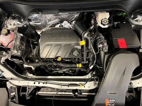 New 2026 Chevrolet Trax LS w/ LS Convenience Package FWD image 7
