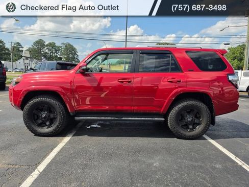 Used 2018 Toyota 4Runner SR5 Premium AWD/4WD image 3