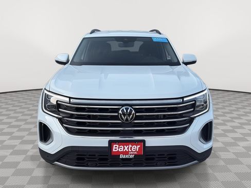 Used 2024 Volkswagen Atlas SE image 6