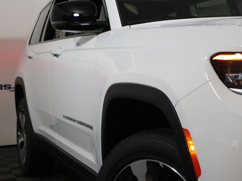 New 2026 Jeep Grand Cherokee L Limited AWD/4WD image 3