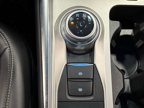 Certified 2023 Ford Explorer XLT w/ Equipment Group 202A image 30