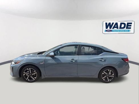 Used 2024 Nissan Sentra SV FWD image 8