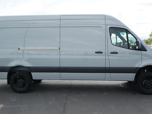 New 2025 Mercedes-Benz Sprinter 2500 image 5