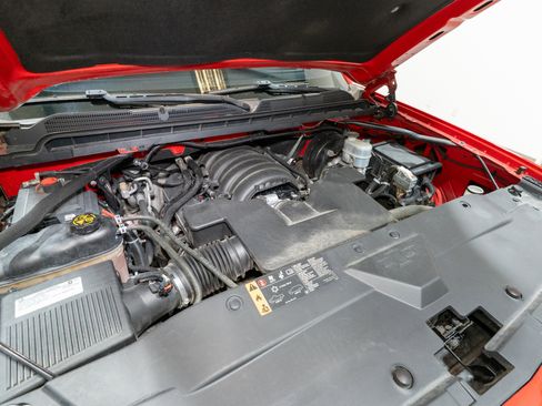 Used 2018 Chevrolet Silverado 1500 LT w/ All Star Edition image 29