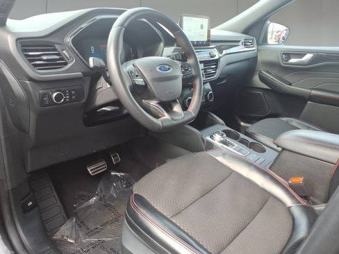 Used 2024 Ford Escape ST-Line AWD/4WD image 10