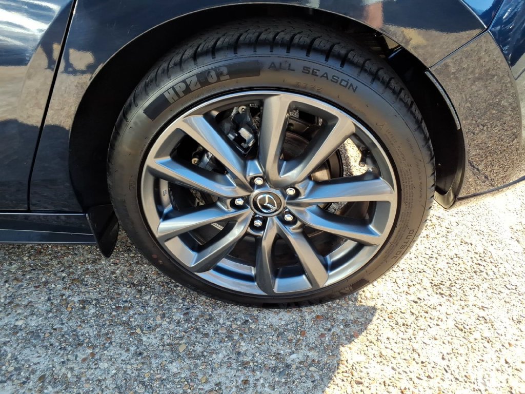 Used 2019 MAZDA MAZDA3 AWD Hatchback image 23