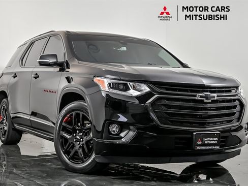 Used 2019 Chevrolet Traverse Premier w/ LPO, 'HIT The Road' Package AWD/4WD image 1