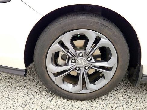 Used 2023 Honda Accord EX image 9