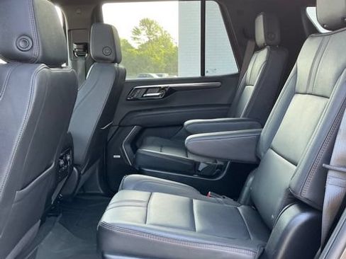 Certified 2025 Chevrolet Tahoe RST w/ Comfort Package AWD/4WD image 12