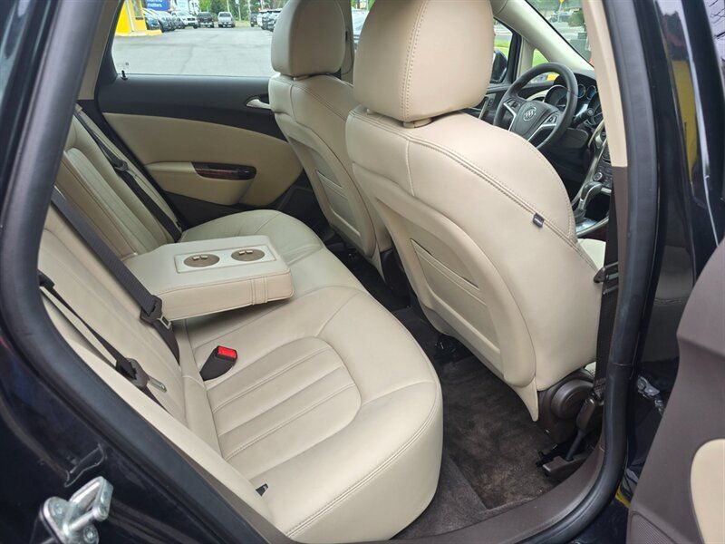 Used 2013 Buick Verano Leather FWD image 15