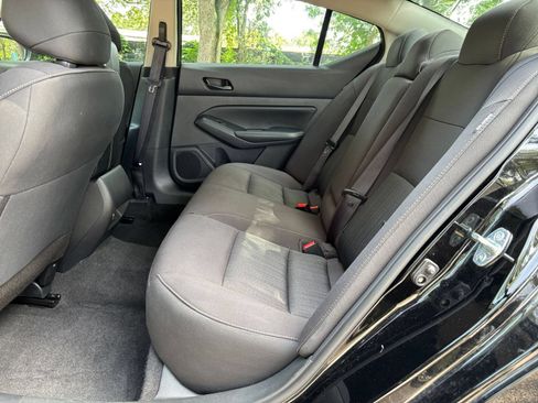 Used 2025 Nissan Altima 2.5 SV FWD image 21