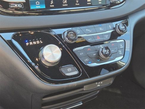 New 2026 Chrysler Voyager LX image 15