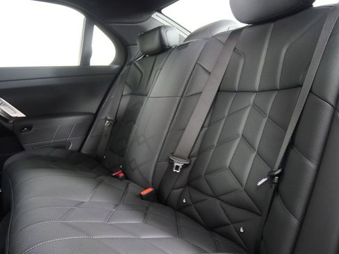 Used 2026 BMW 750e xDrive w/ Executive Package image 16