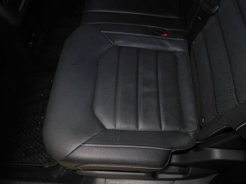 Used 2020 Volkswagen Atlas Cross Sport SEL Premium R-Line image 50