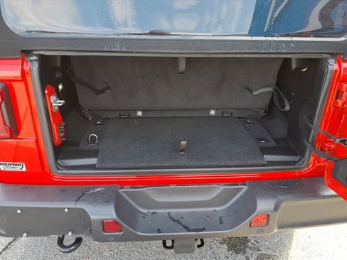 Used 2021 Jeep Wrangler Sport w/ Safety Group image 13