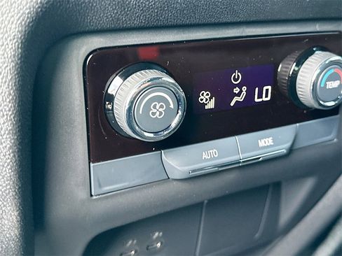 New 2026 Chevrolet Traverse LT w/ LPO, Floor Liner Package image 18