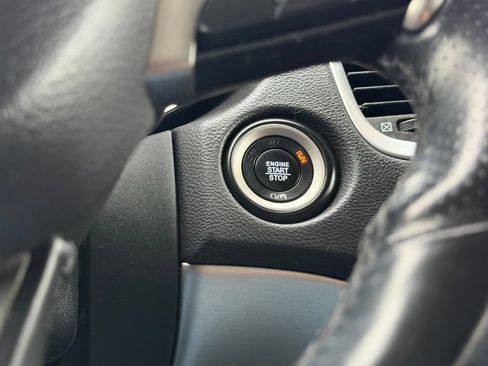 Used 2020 Dodge Durango SXT AWD/4WD image 21
