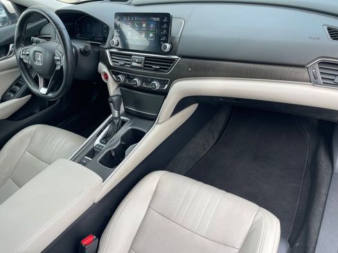 Certified 2018 Honda Accord Touring image 24