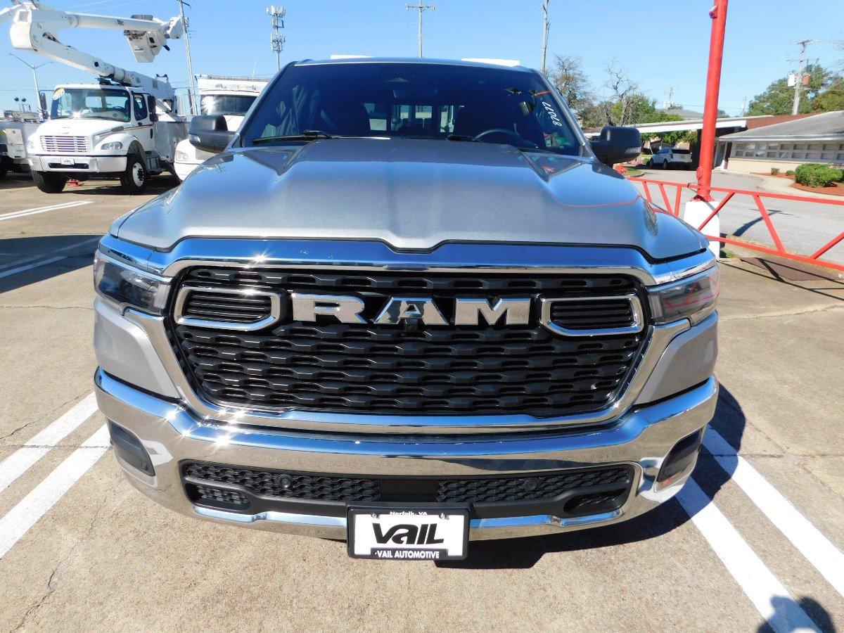 Used 2025 RAM 1500 Big Horn RWD image 10