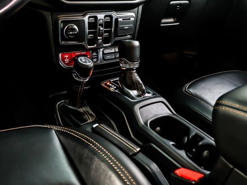 Used 2023 Jeep Wrangler Unlimited Rubicon 392 image 6