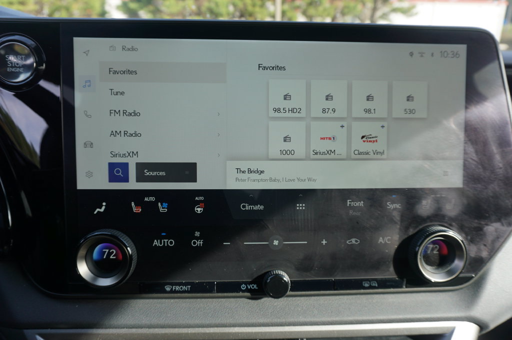 Used 2023 Lexus RX 350 Premium Plus w/ Accessory Package AWD/4WD image 10