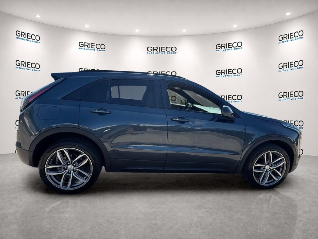 Used 2019 Cadillac XT4 Sport w/ Cold Weather Package FWD image 8