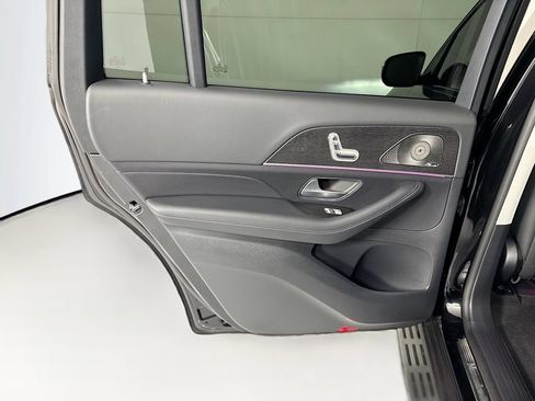 Certified 2026 Mercedes-Benz GLS 450 4MATIC image 27