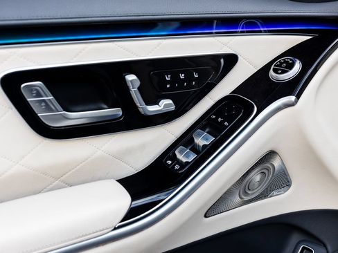Used 2021 Mercedes-Benz S 580 4MATIC Sedan w/ AMG Line image 21