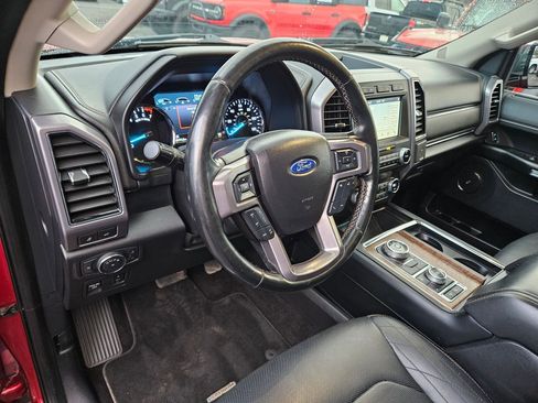 Used 2019 Ford Expedition Platinum image 14