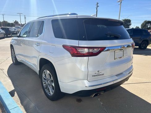 Used 2018 Chevrolet Traverse Premier w/ Driver Confidence II Package image 4