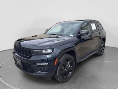 Used 2024 Jeep Grand Cherokee Limited w/ Luxury Tech Group II