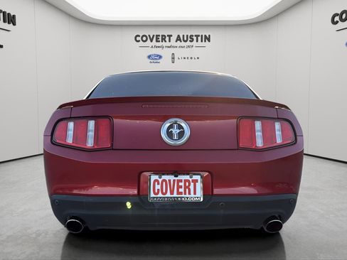 Used 2012 Ford Mustang Premium image 4