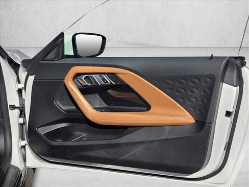 Used 2023 BMW 230i Coupe w/ Convenience Package image 10